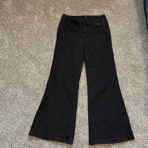 1822 Denim Denim - 1822 Denim Black Flare Jeans